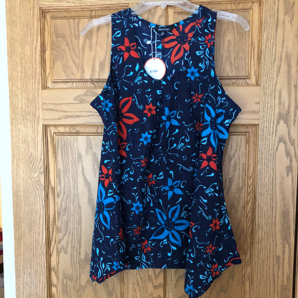 Floral Pointed Hem Tank Top, Large